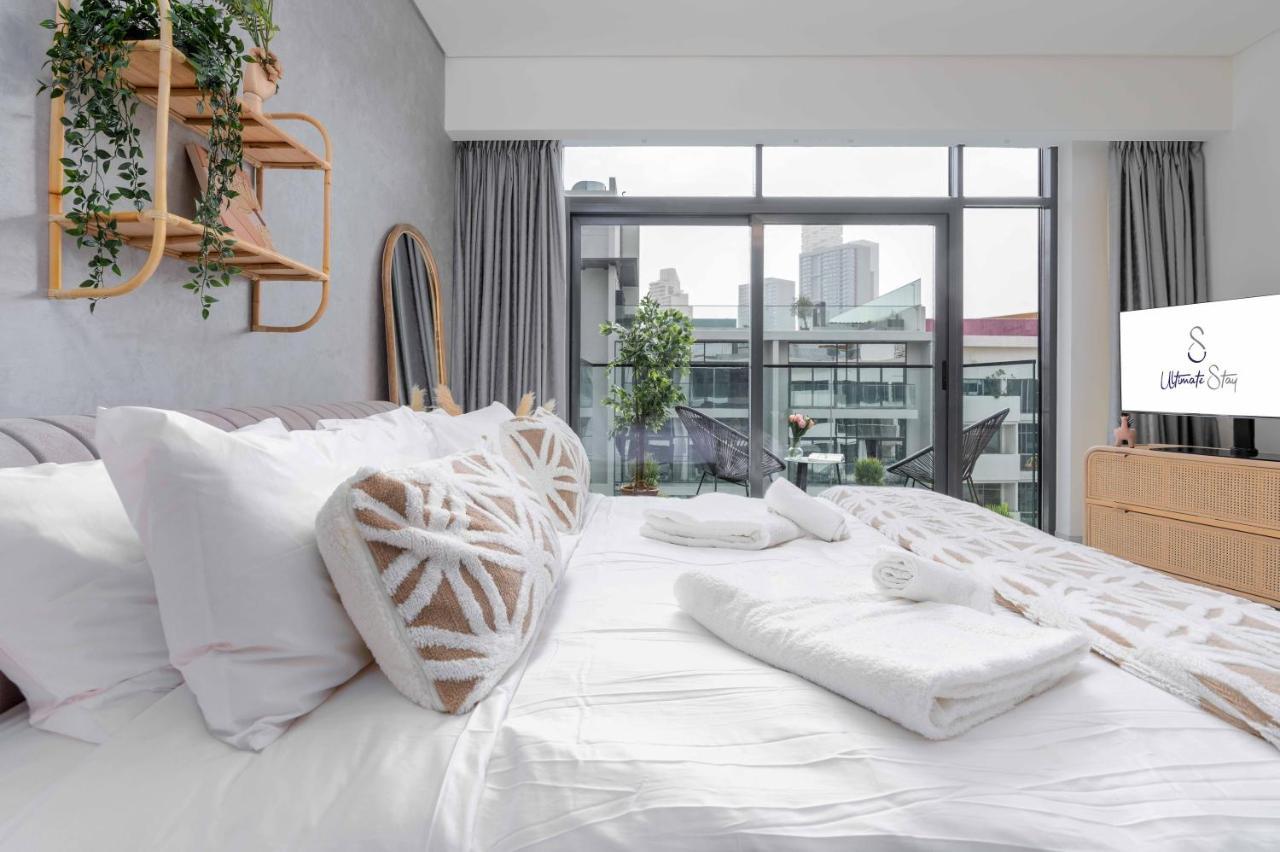 Ultimate Modern With Pool View In Jvc Apartament *