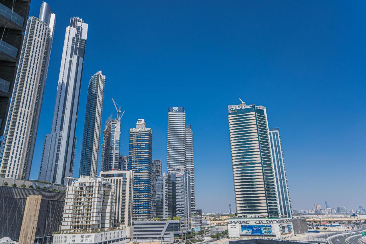 Higuests - Spacious With Views Near Mall Apartamento *