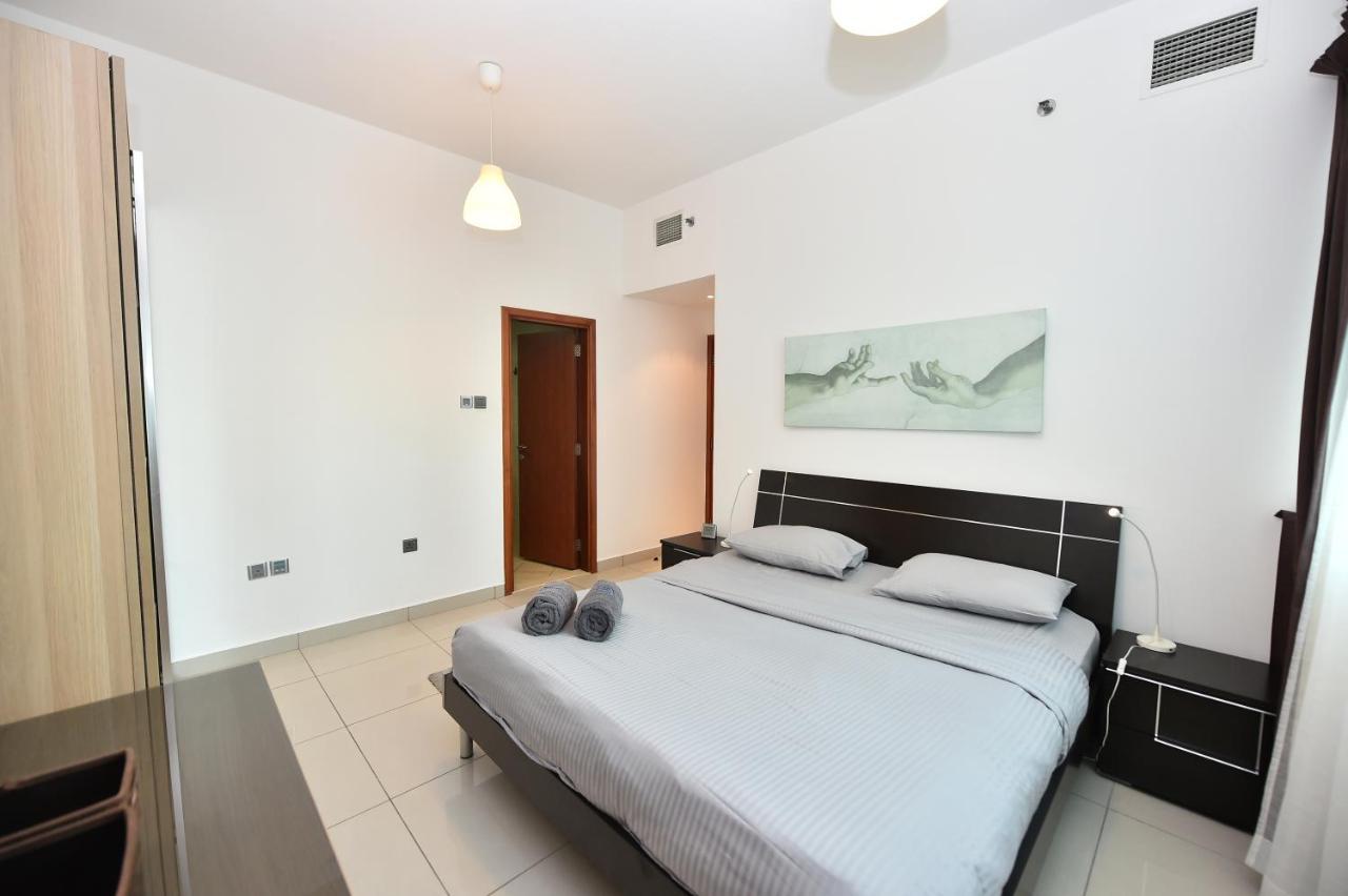 1 Bedroom With Balcony For Rent In Marina - Pal *