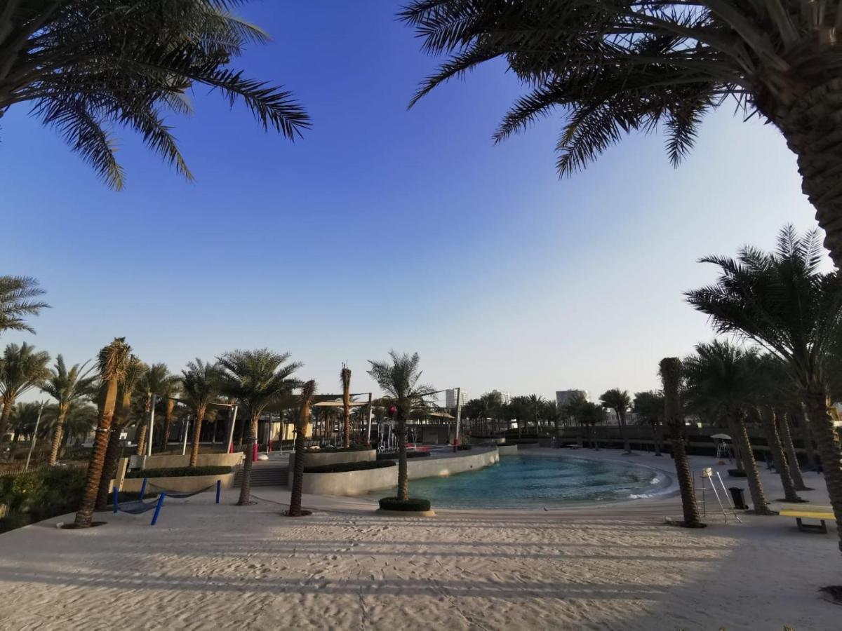 Nasma Luxury - Elegant With Views And Skyline Lägenhet Dubai