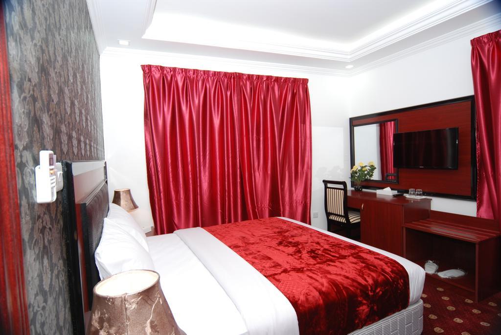 Gulf Star 2* Dubai