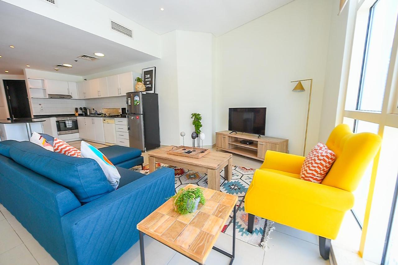 Lovely 2 Bed With Marina View - Dhl