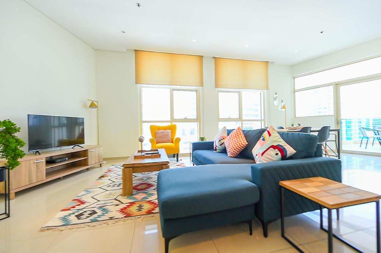 Lovely 2 Bed With Marina View - Dhl Apartemen