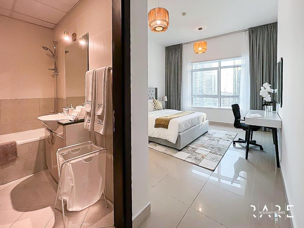 Rare Homes Next To Metro & View In Tower - R1205 *