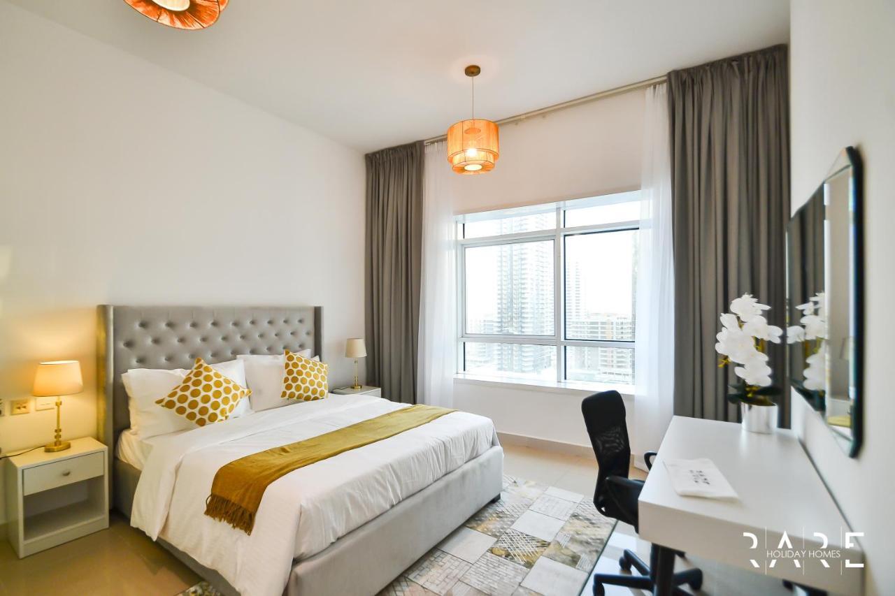 Rare Homes Next To Metro & View In Tower - R1205