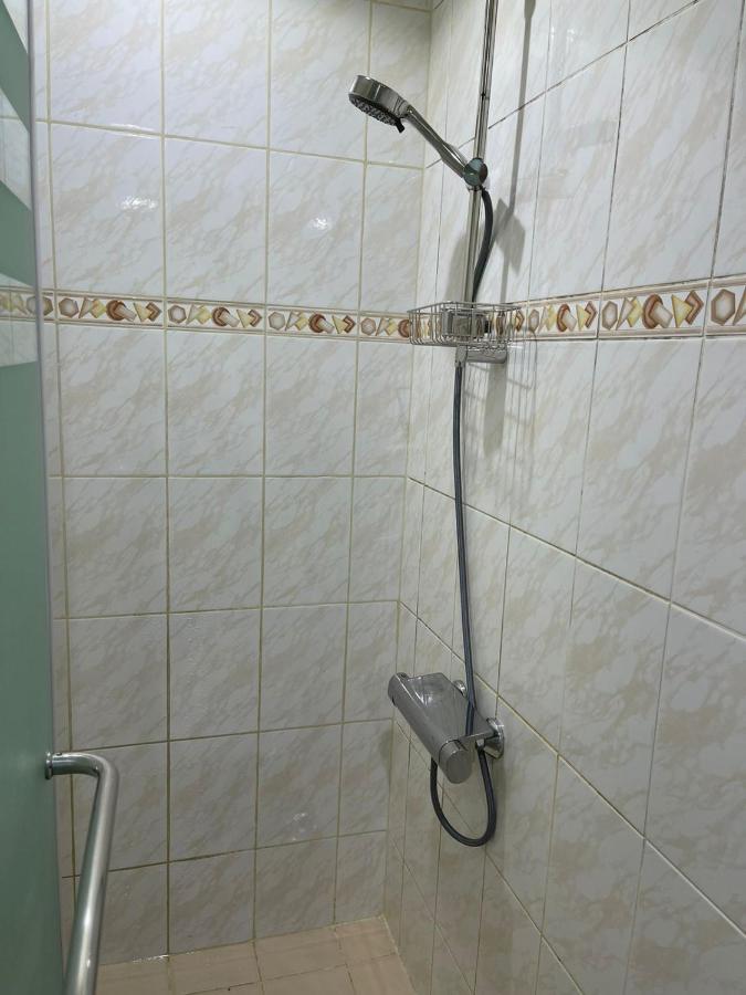 Appartement Modern Lake View 1 Bedroom Apt In Jlt *