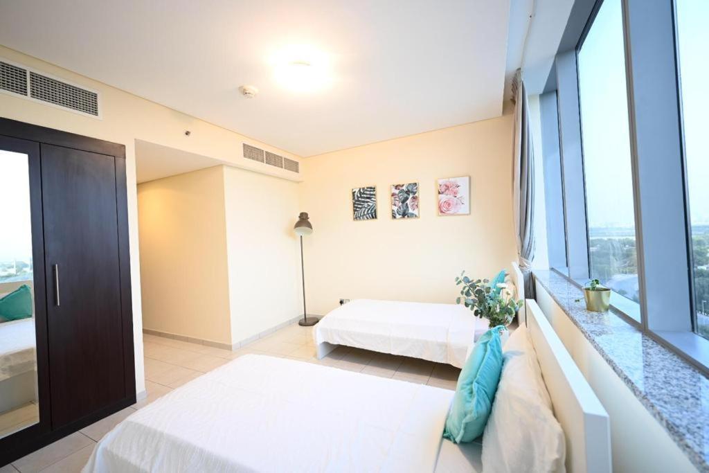 Cozy And Very Well-lit In Difc Apartment *
