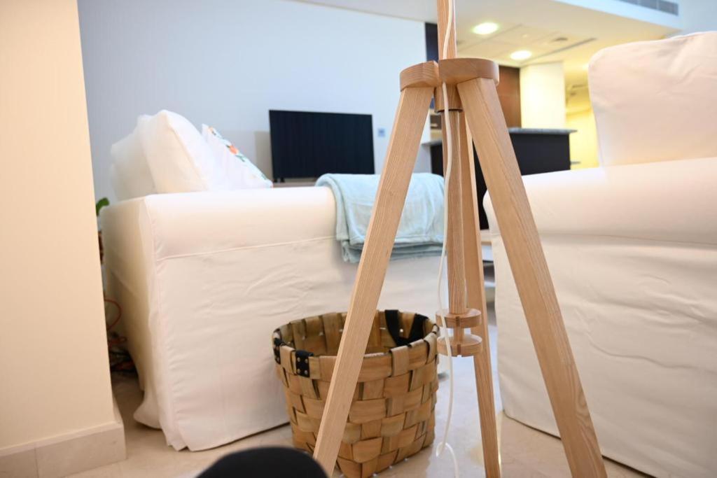 Cozy And Very Well-lit In Difc Apartment Dubai