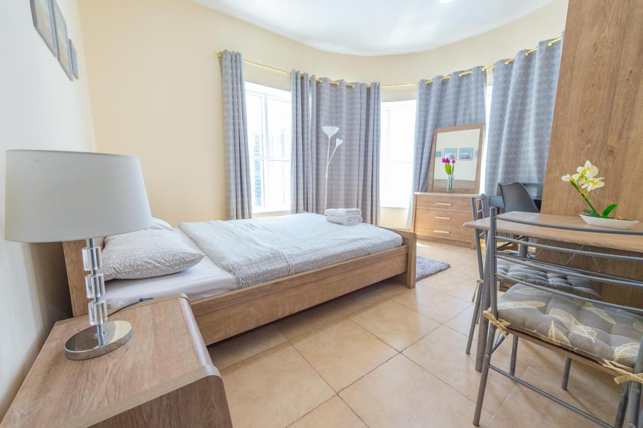 Luxury Escapes - Modern Budget With Balcony In Jlt! Apartament