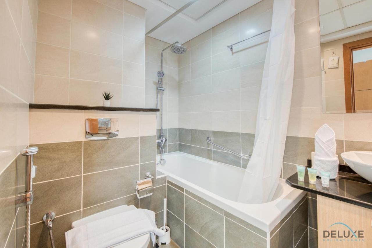 Ornate 2br At Ocean Heights Marina By Deluxe Apartamento Dubái