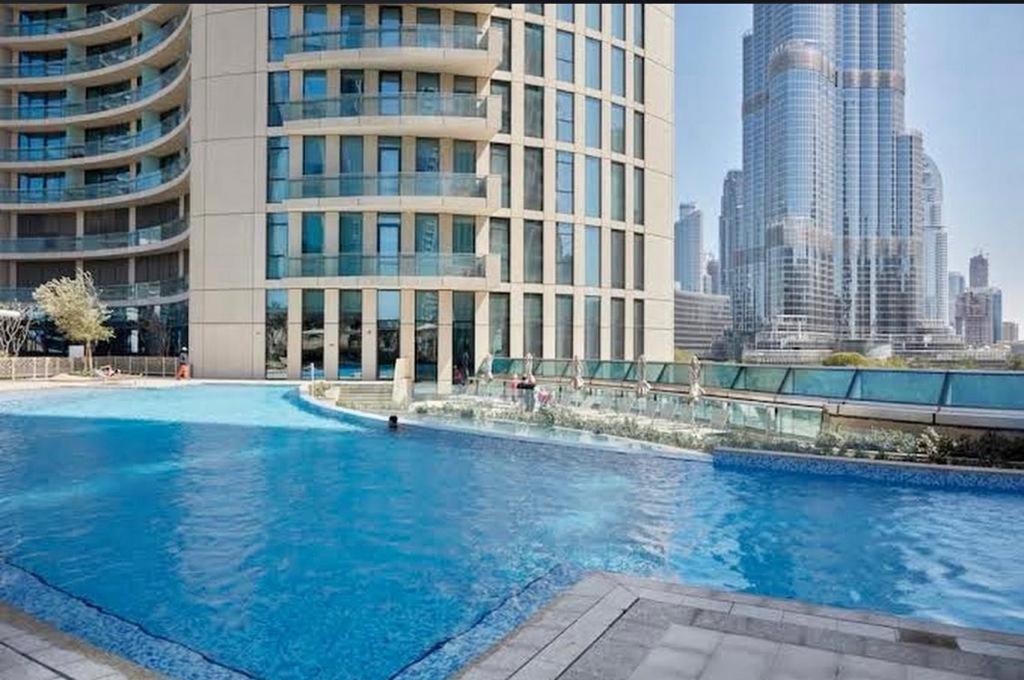 Burj Khalifah View, Lux 1br In Burj Vista Appartement