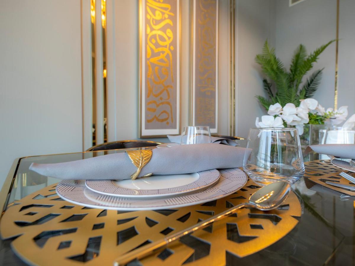 Apartment First Class 2br With Full Skyline & Sea View Dubai