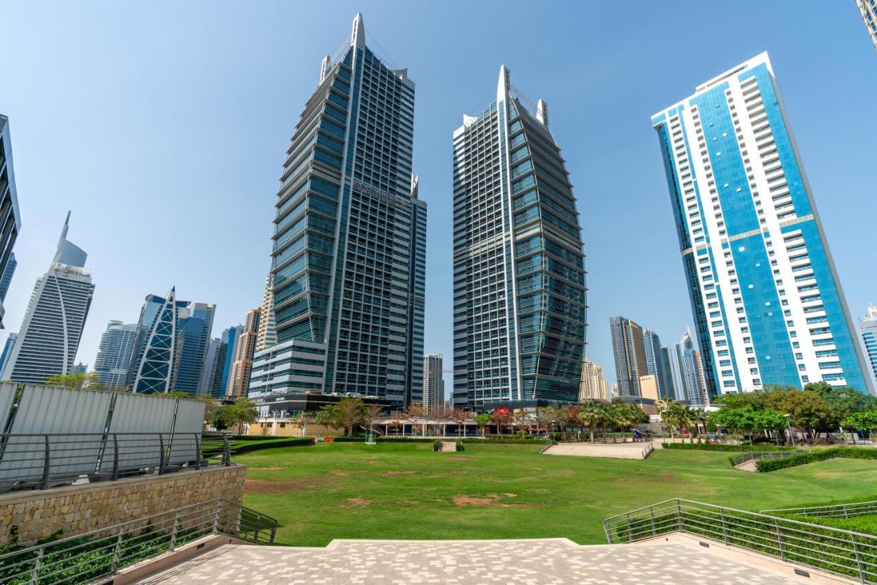 Modern 1br In Jlt Next To Metro With Views Lägenhet *