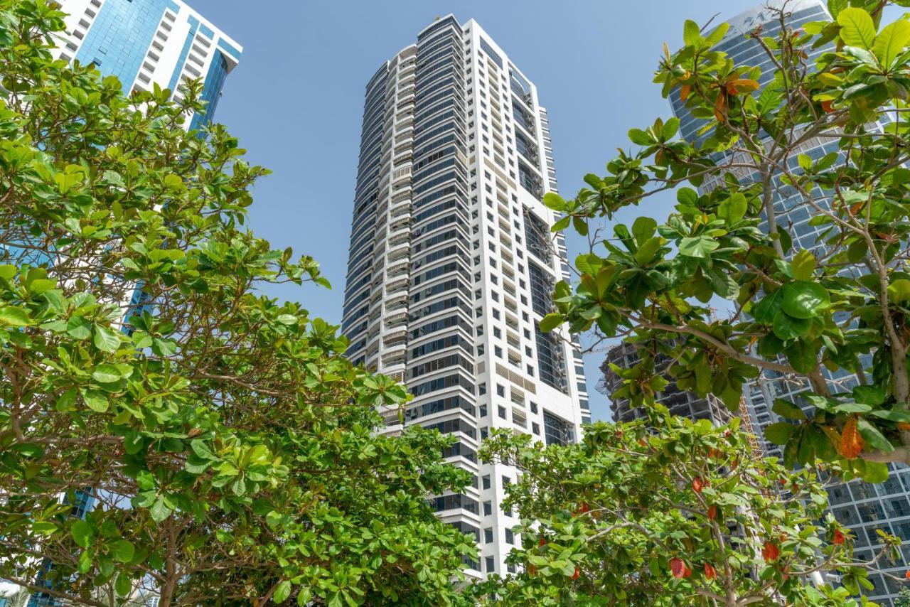 Modern 1br In Jlt Next To Metro With Views
