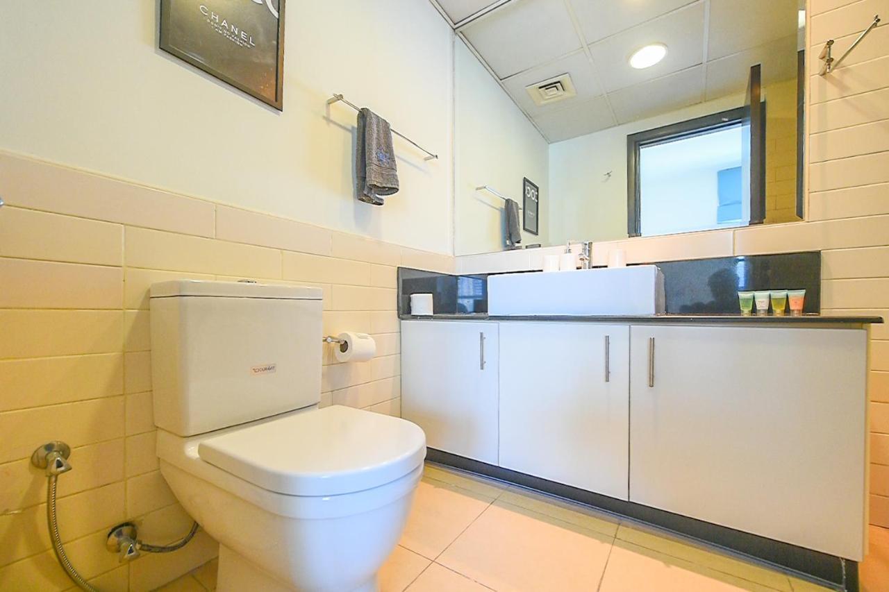 Lovely 2 Bed With Marina View - Dhl Dubai