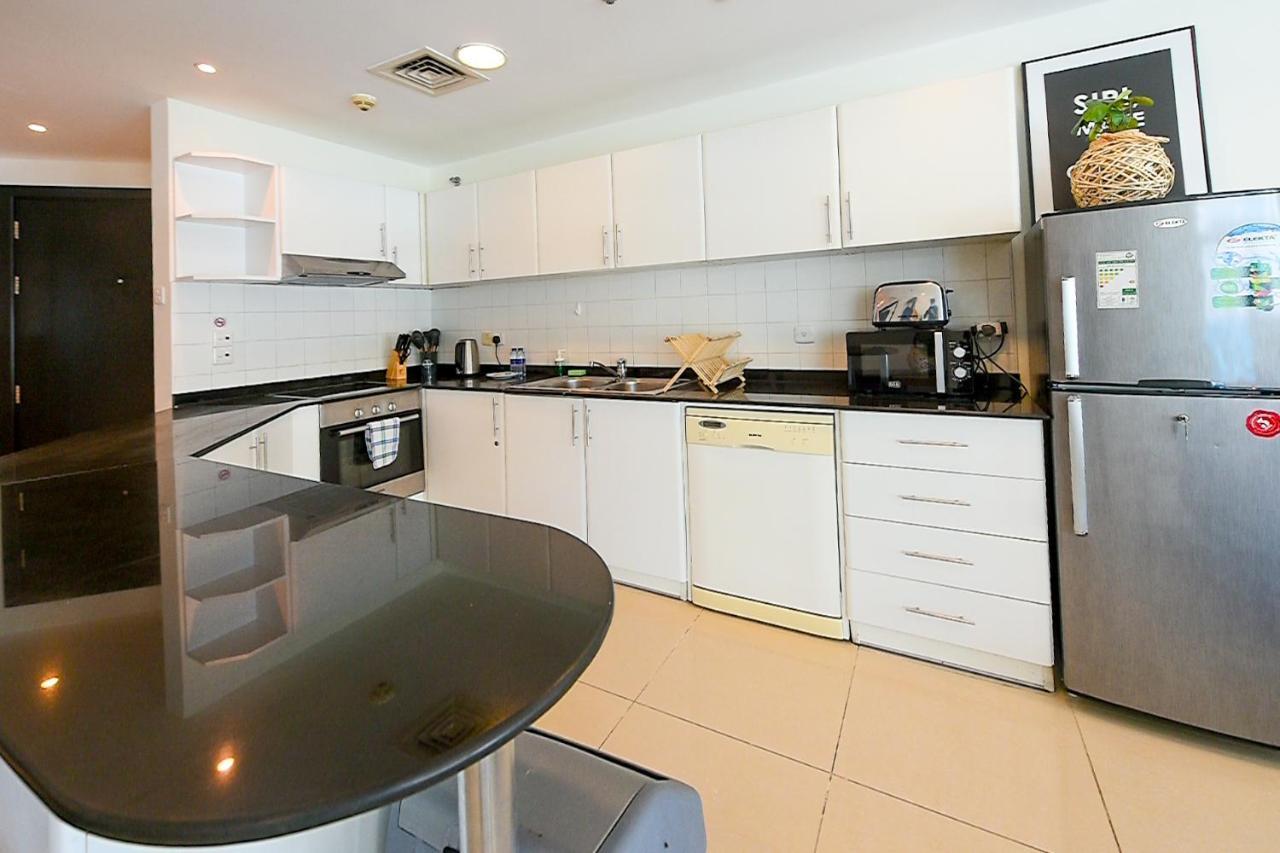 Apartemen Lovely 2 Bed With Marina View - Dhl Dubai