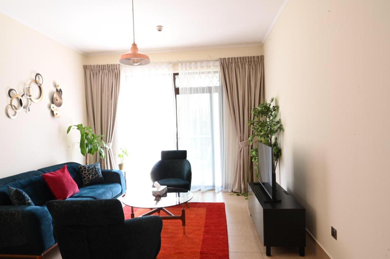 Apartemen Burj Khalifa View, Birds Chirping, Cozy And Stylish