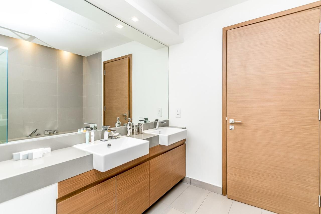 Dhh - Opposite To Walk Mall - 3 Beds With Maids