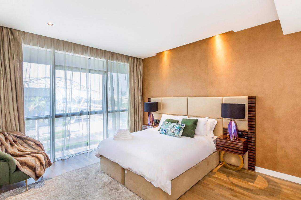 Dhh - Opposite To Walk Mall - 3 Beds With Maids Appartement *