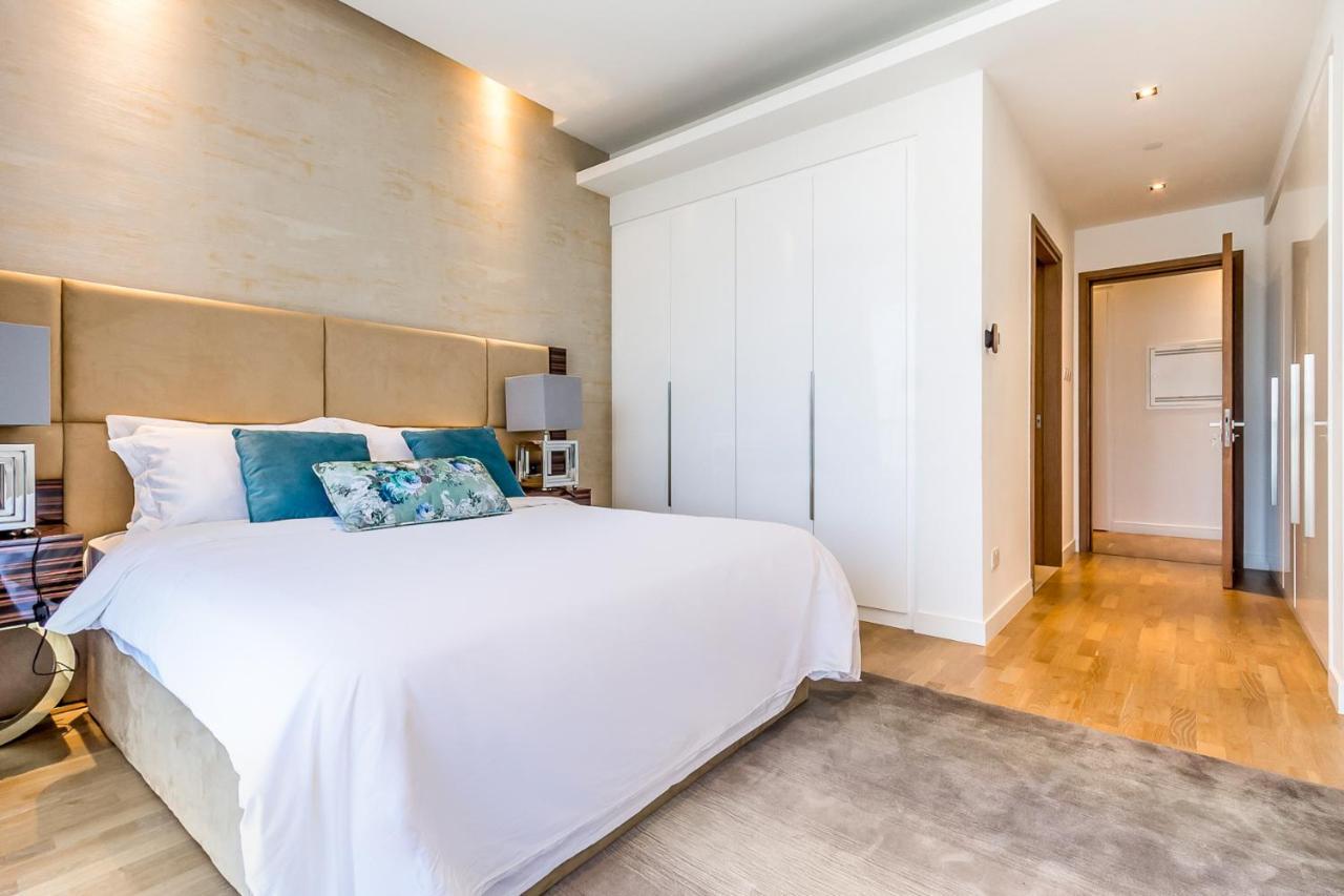 Dhh - Opposite To Walk Mall - 3 Beds With Maids