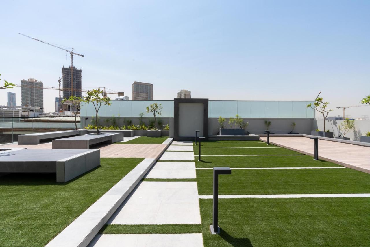 Ultimate Modern With Pool View In Jvc Appartement