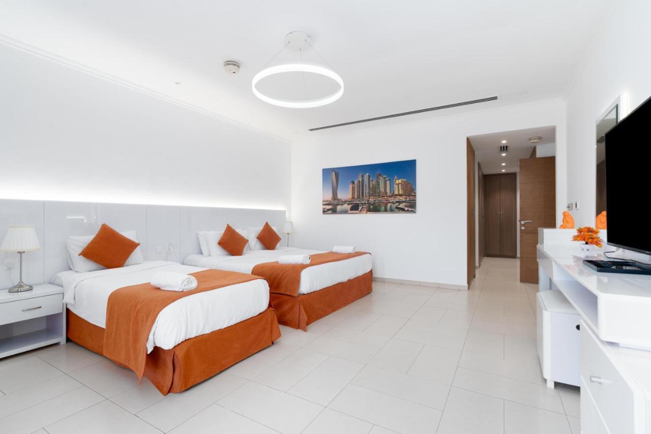 6 Plus 1 Bdr Jumeirah Park With Amz Climatized Huge Private Pool - 5 Min From Jbr Beach Appartement *
