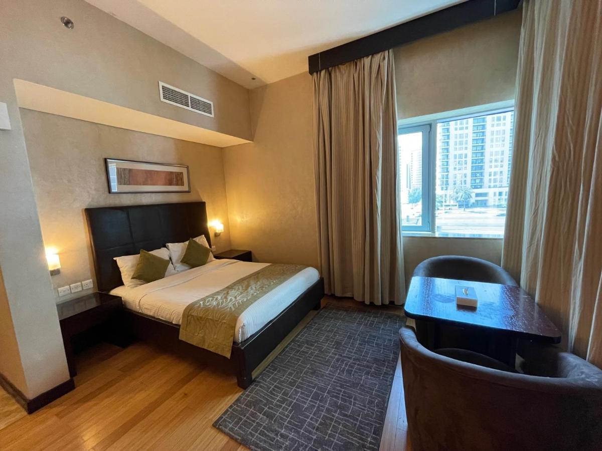 Tulip Creek Hotel de apartamente 4*