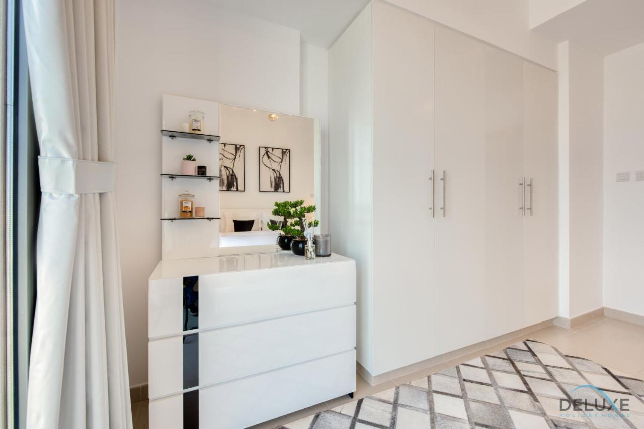 Apartament Fancy 2br At Hayat Boulevard 2a Town Square By Deluxe Dubai