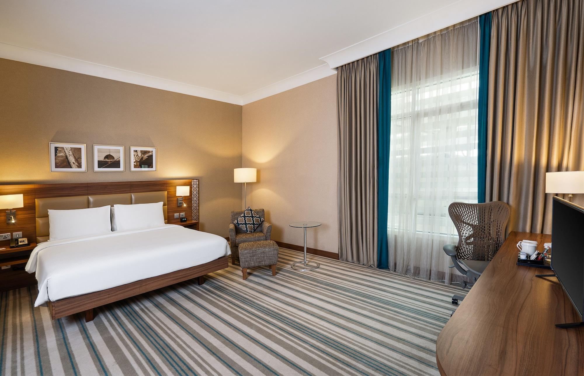 Hilton Garden Deira Dubái