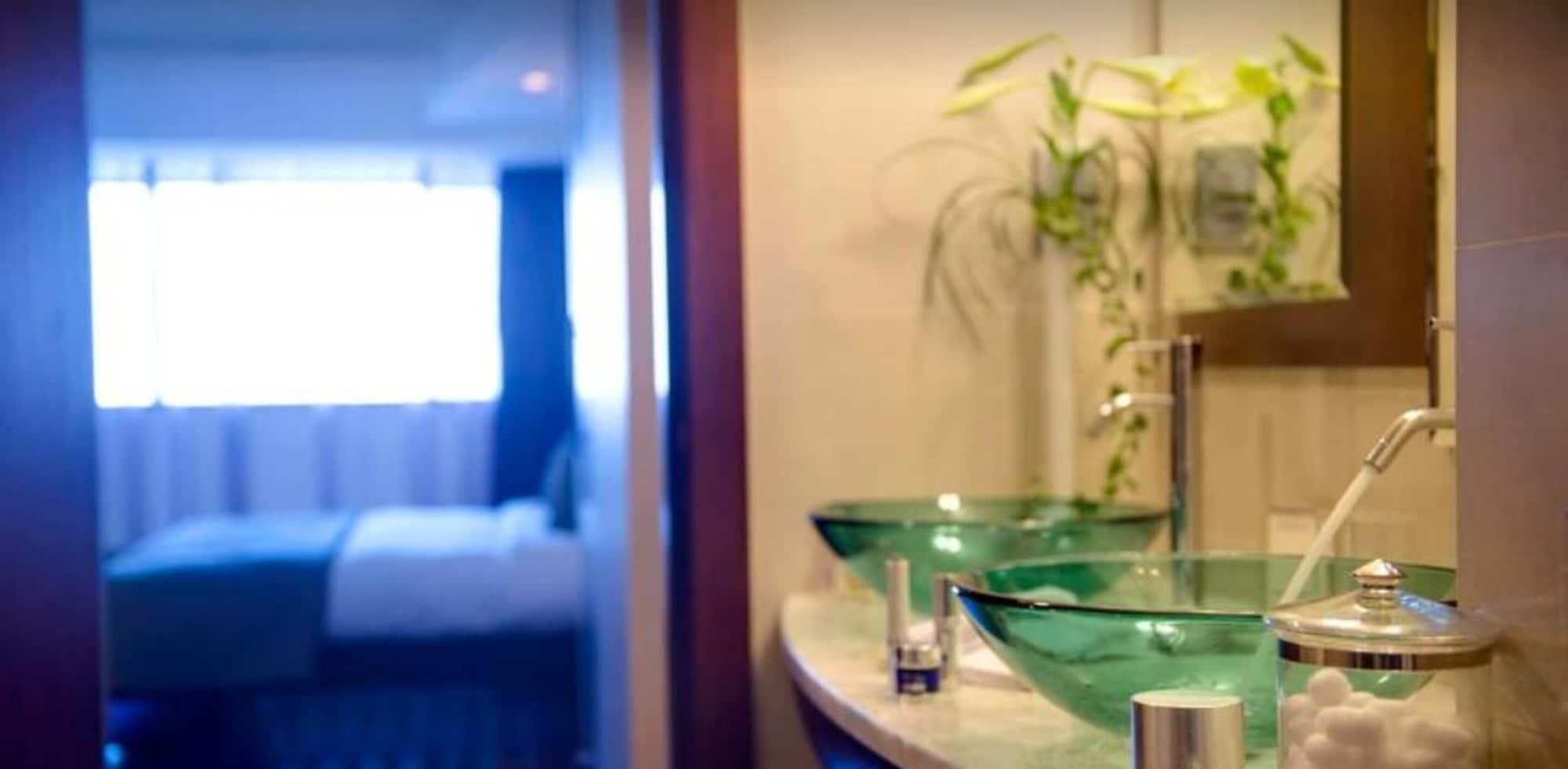 Jumeirah Living World Trade Centre 5* Dubai