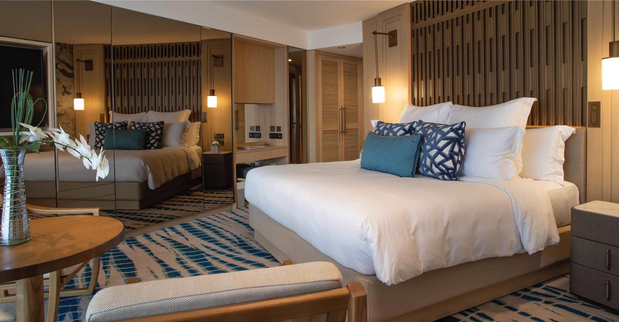 Jumeirah 5*