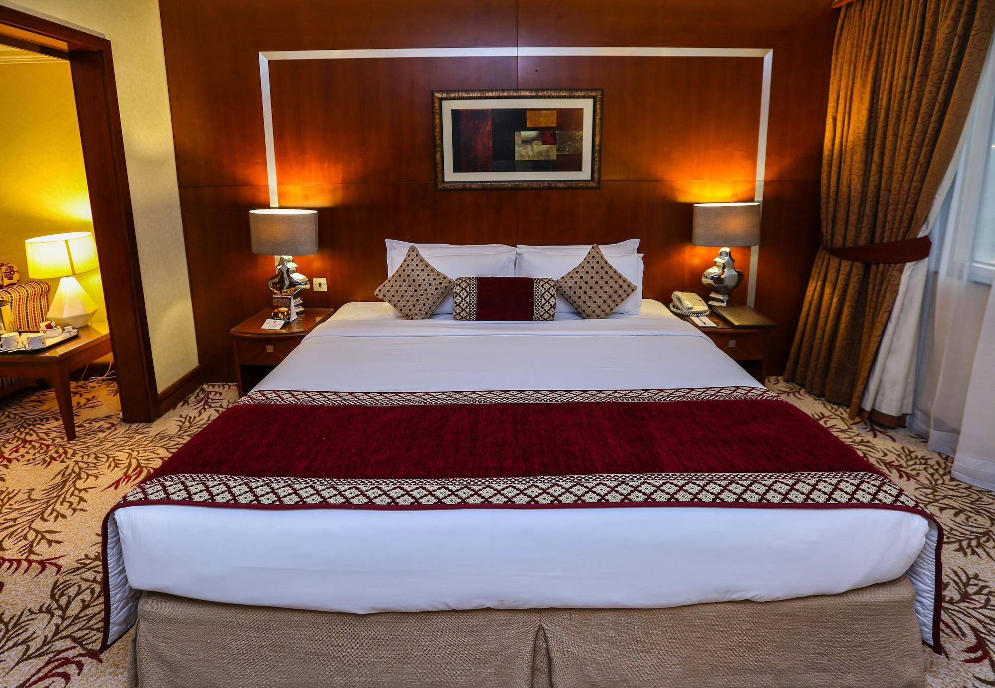 Ramee Royal Hotel 4*