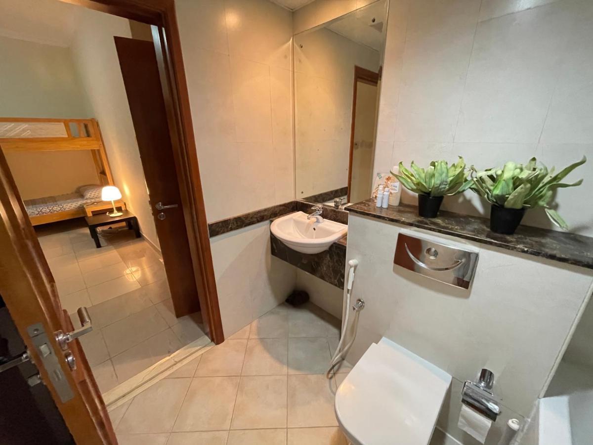 Dubai Backpackers 2 * Dubái