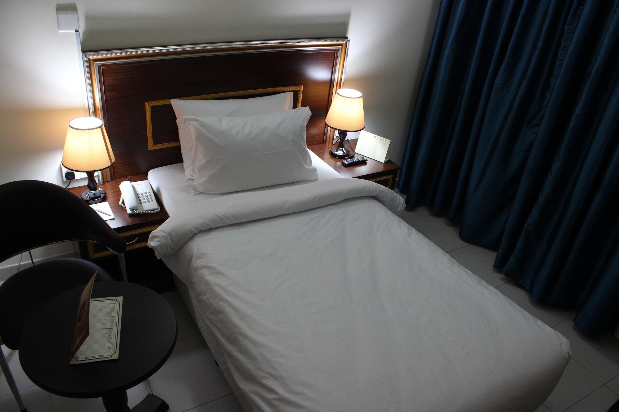 Montreal Naif Hotell Dubai
