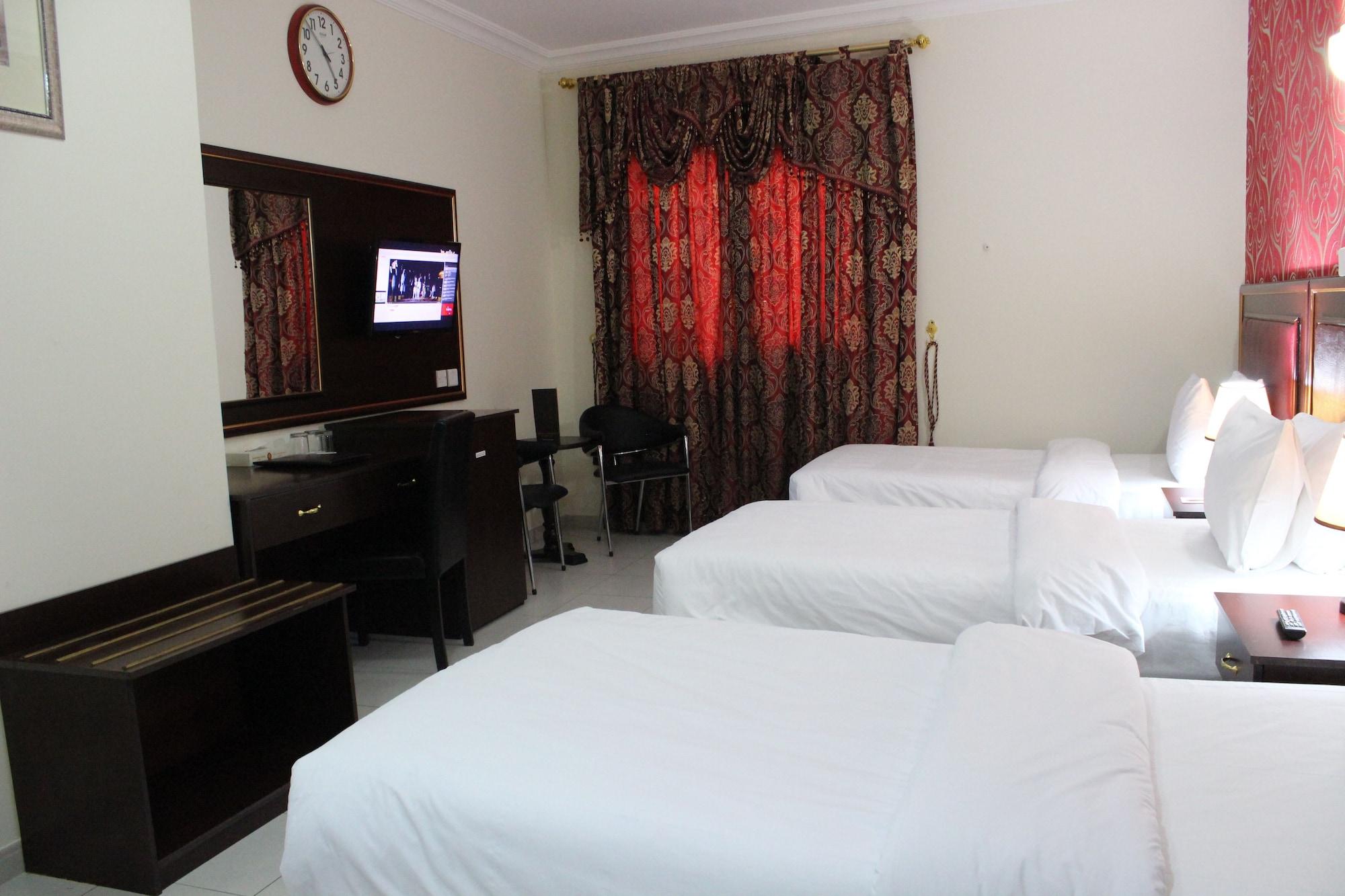 Hotell Montreal Naif