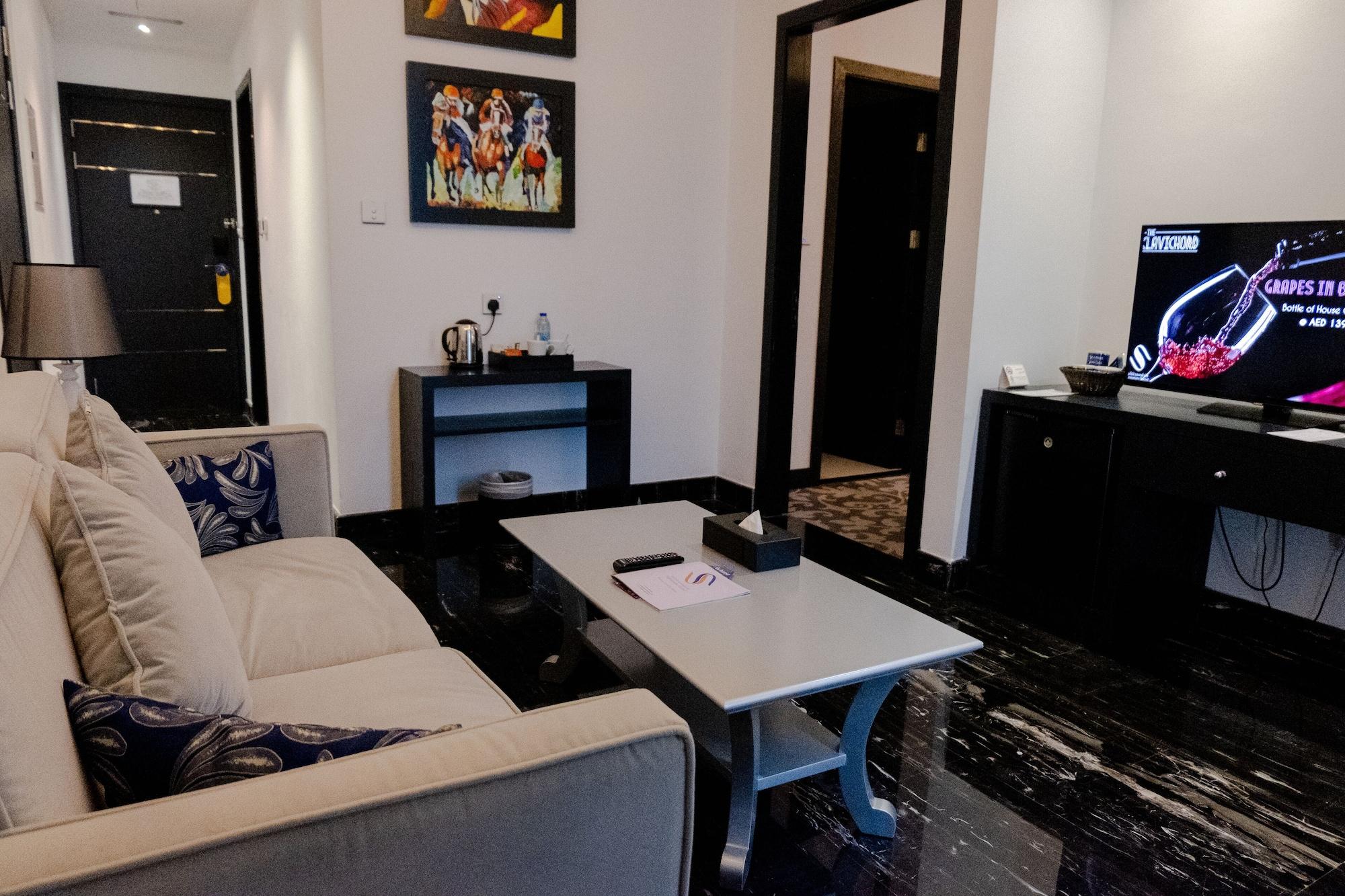 Signature 1 Tecom Hotel