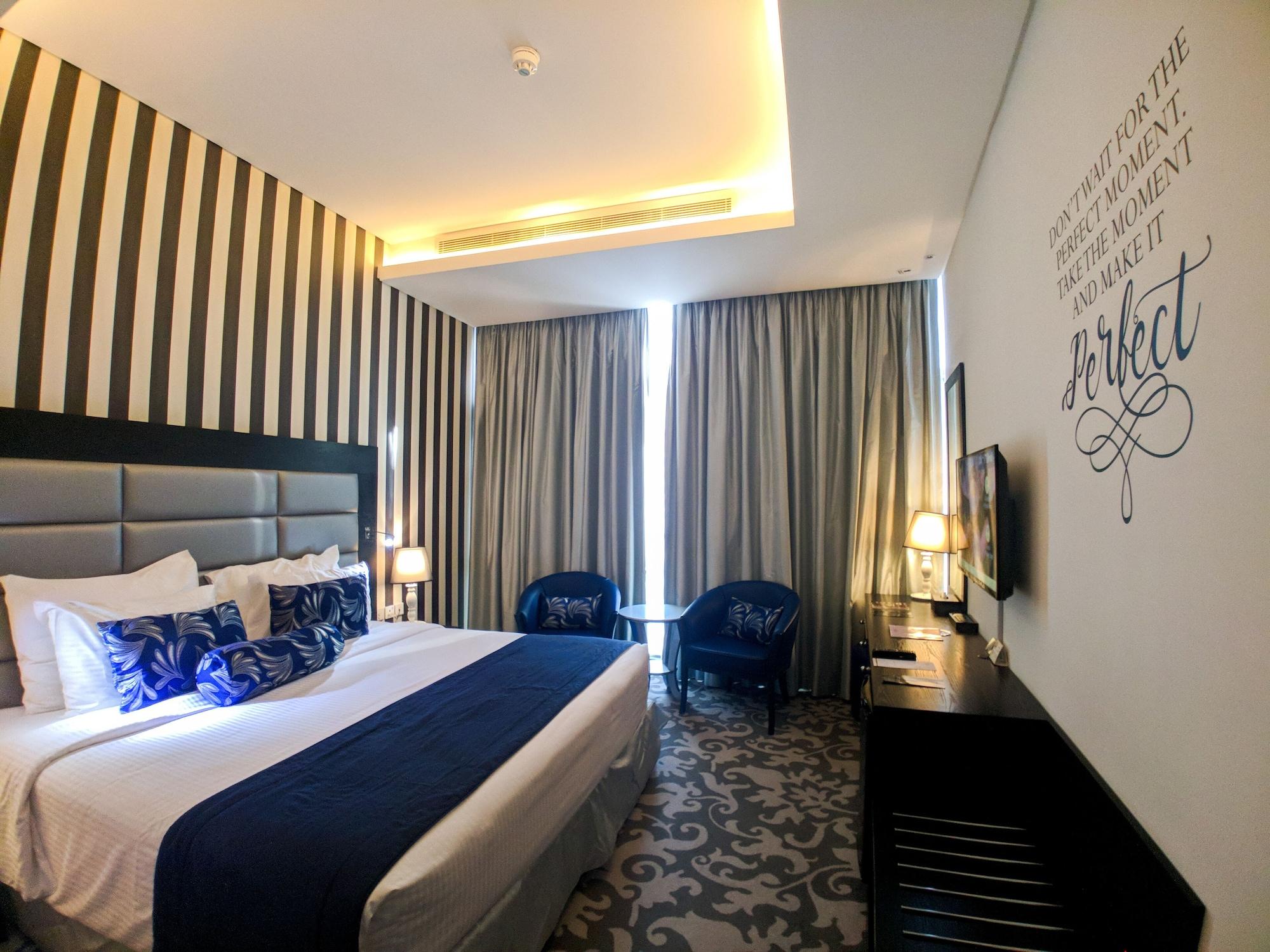 Hotel Signature 1 Tecom Dubái