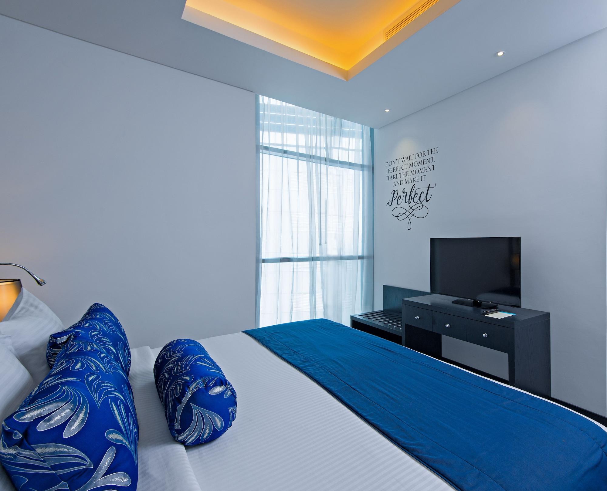 Signature 1 Tecom 4*