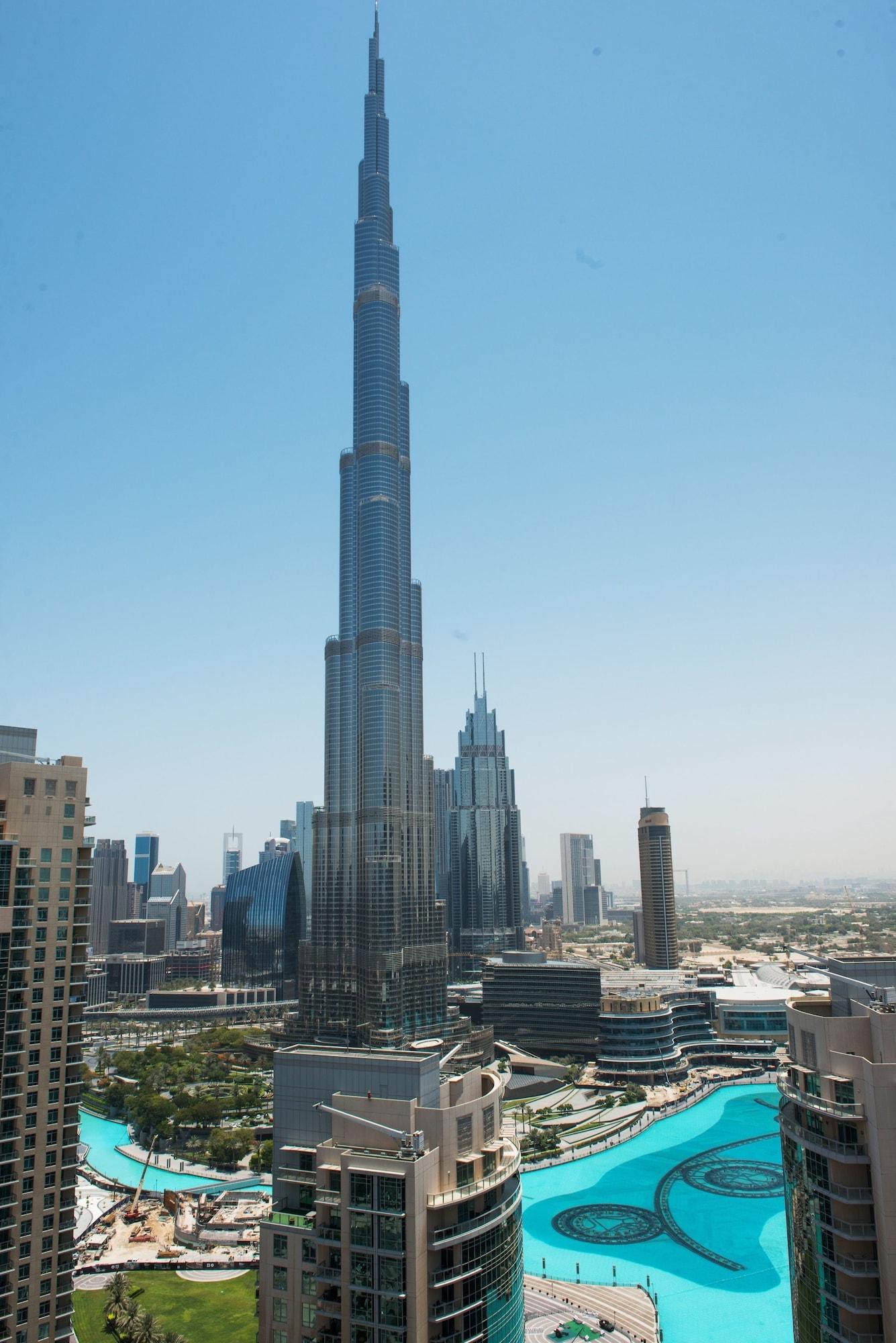 Dream - With Private Terrace, 29 Boulevard Downtown Apartment *