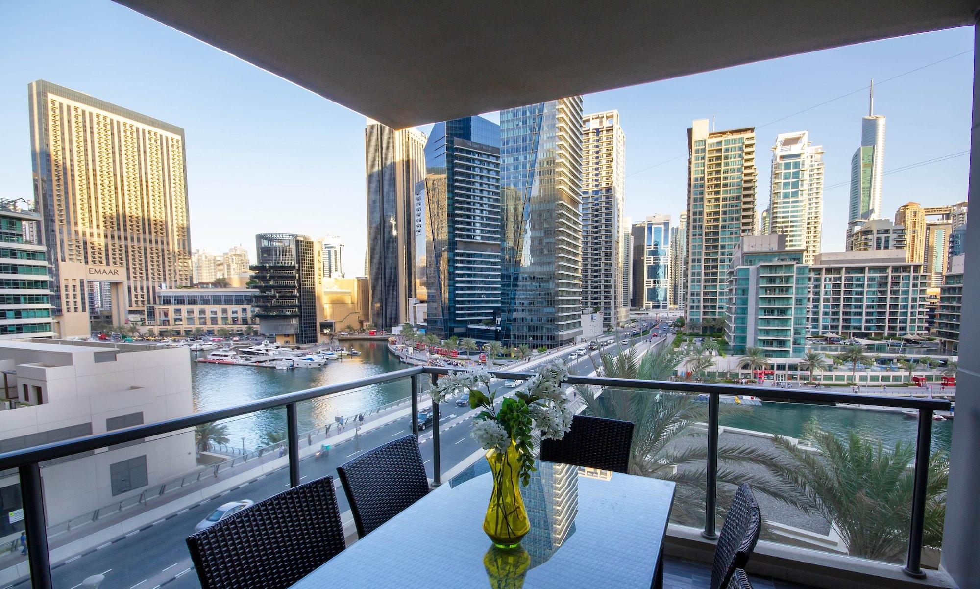 Dream - Near Marina, Al Sahab Tower Apartamento *