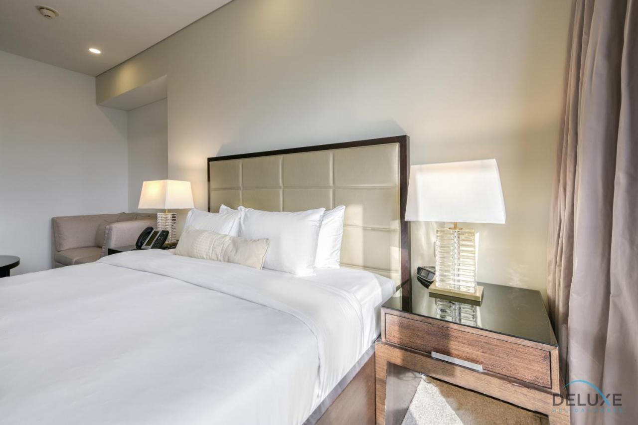 Steps Away From Marina Mall With Iconic Marina Canal Views, The Address Residences, Marina By Deluxe Homes Appartement Dubaï