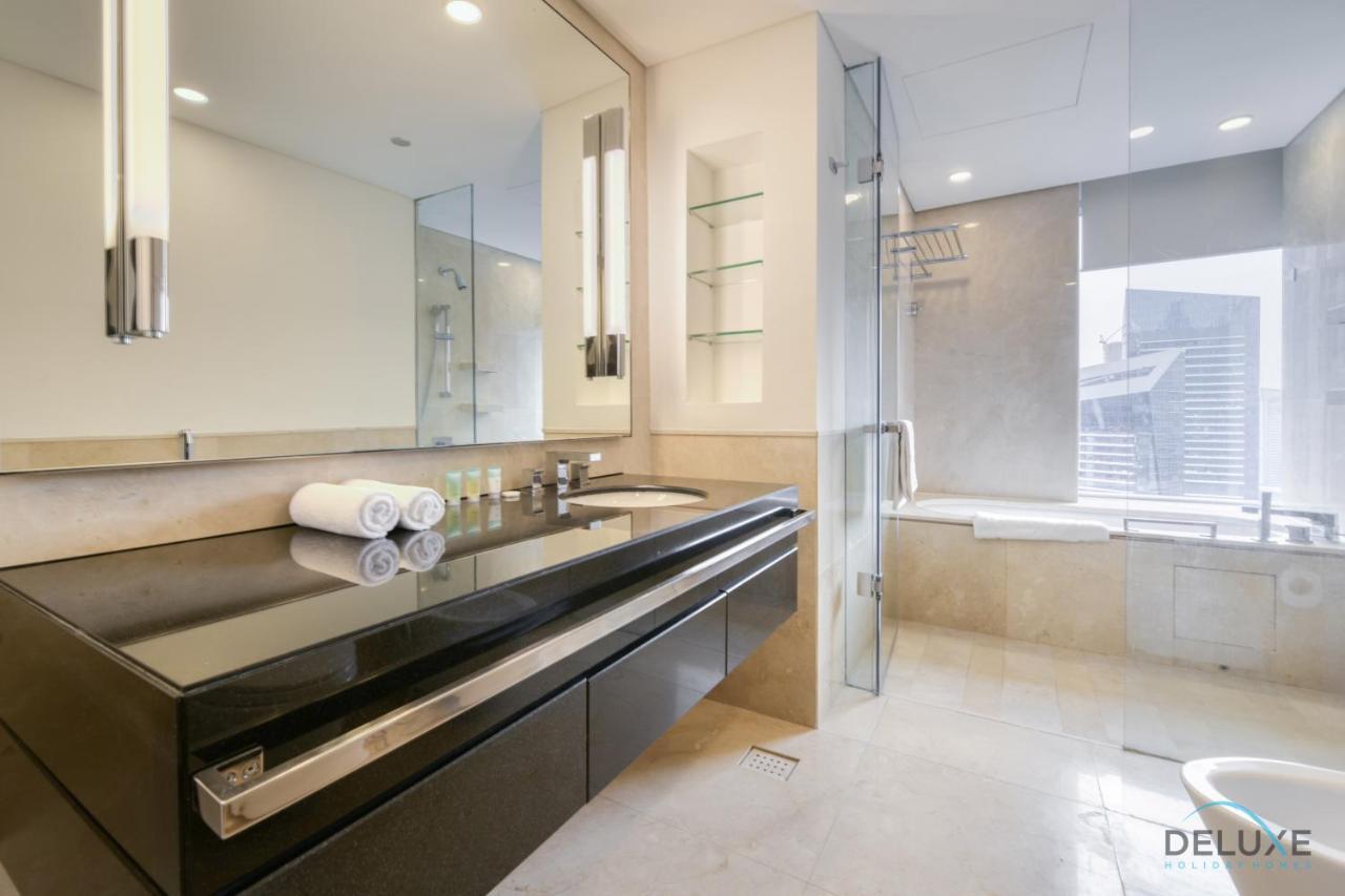 Steps Away From Marina Mall With Iconic Marina Canal Views, The Address Residences, Marina By Deluxe Homes Appartement