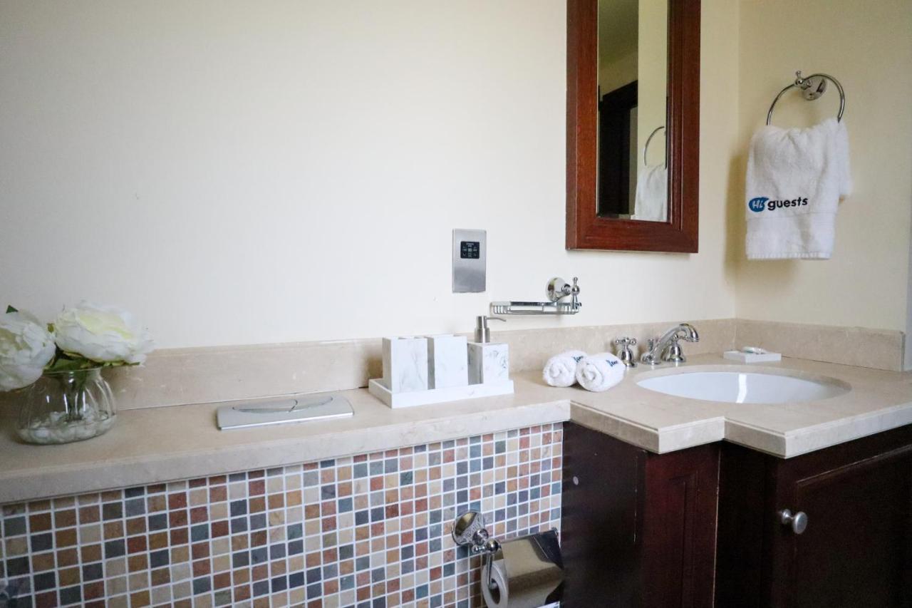 Apartamento Higuests - Charming With Private Balcony Near Mall