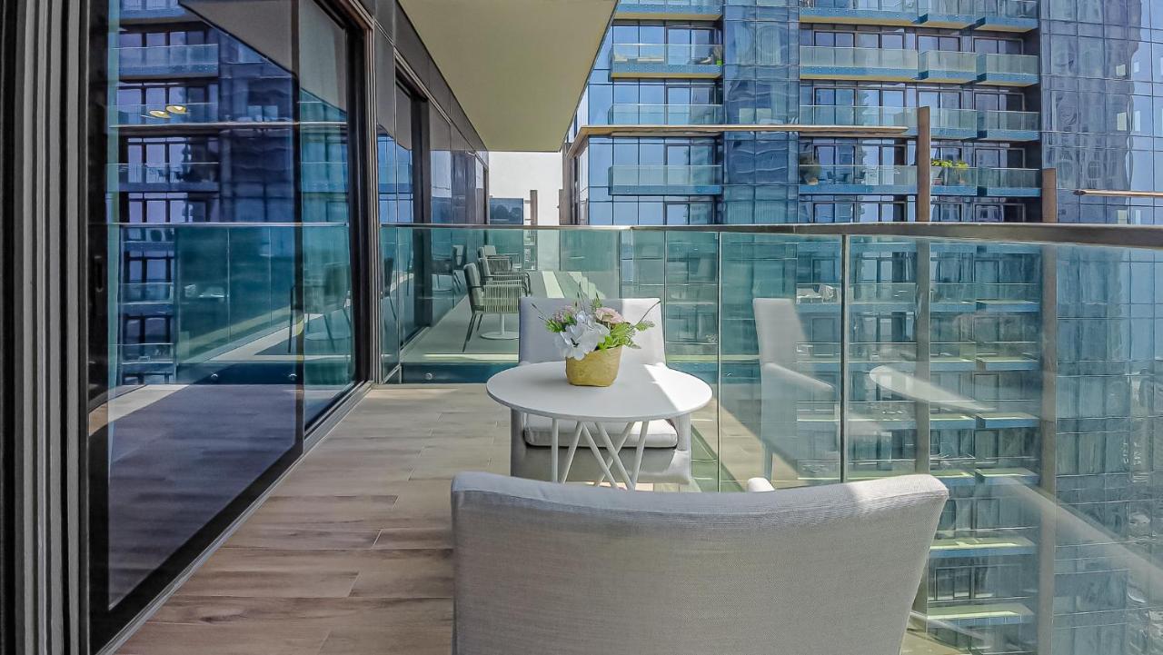 Dashing 1br With Full Marina Waterfront View Apartamento Dubái