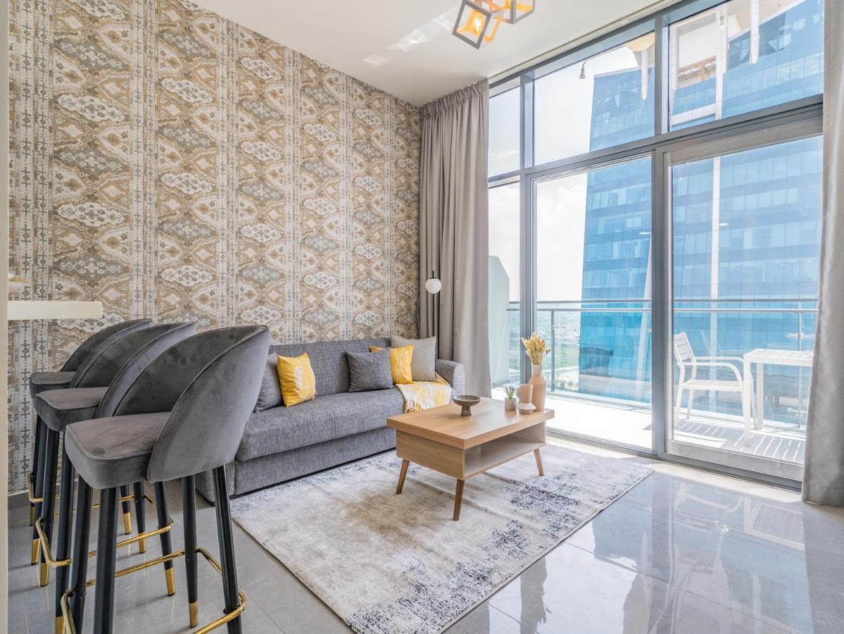Monty Holiday - Elegant Penthouse With Skyline Views Terrace Apartamento *
