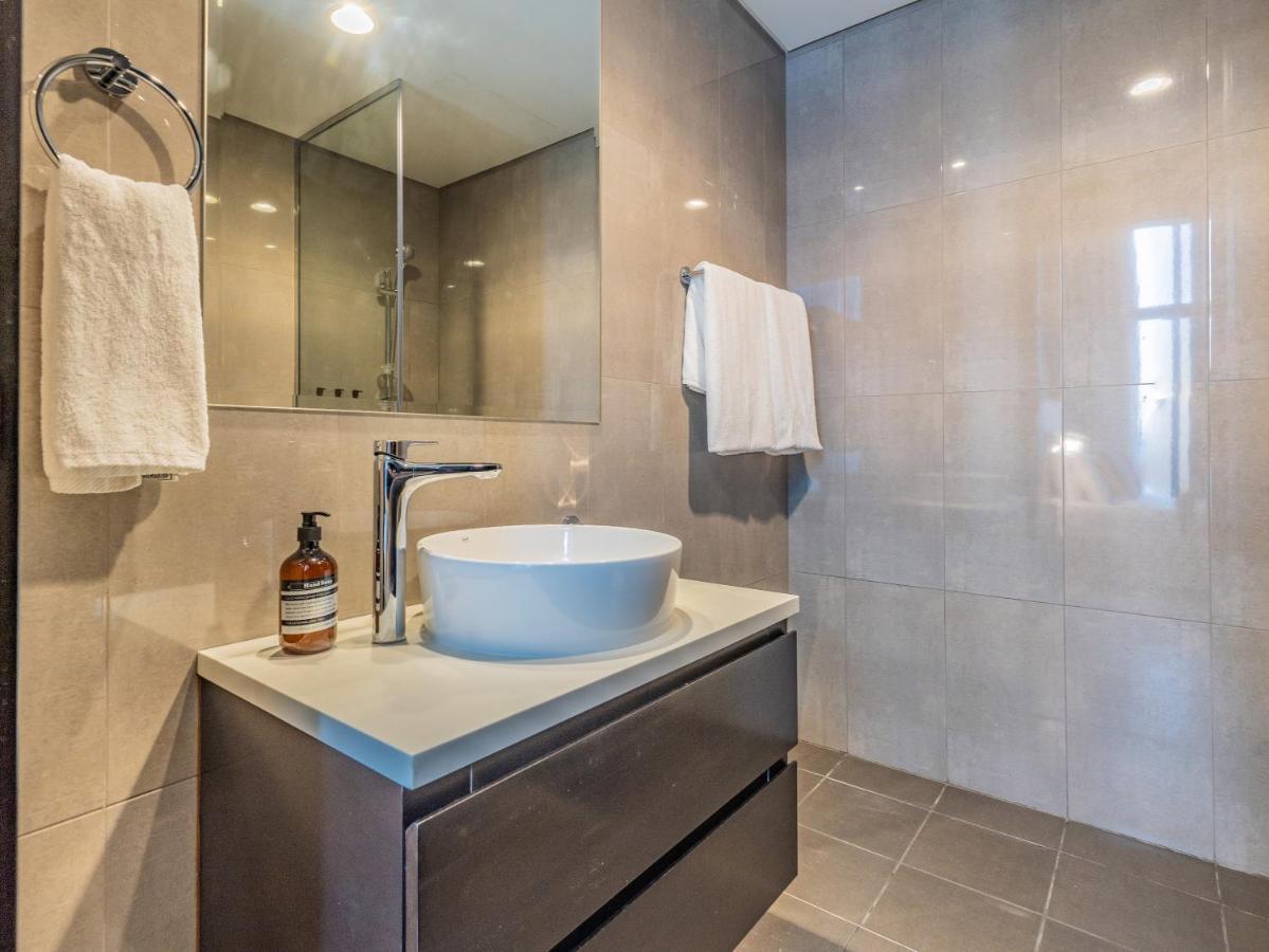 Monty Holiday - Elegant Penthouse With Skyline Views Terrace Apartamento