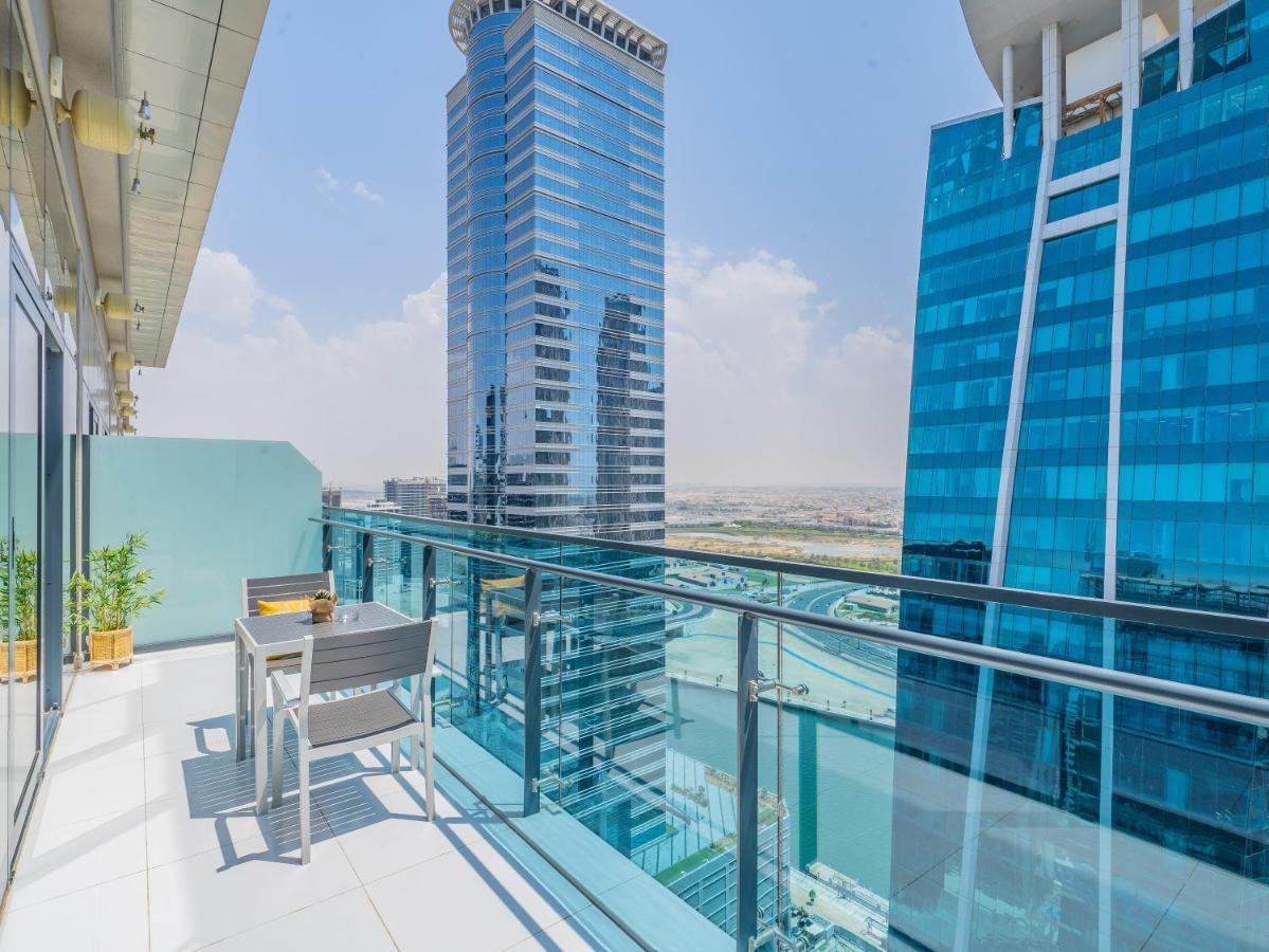 Apartamento Monty Holiday - Elegant Penthouse With Skyline Views Terrace Dubái