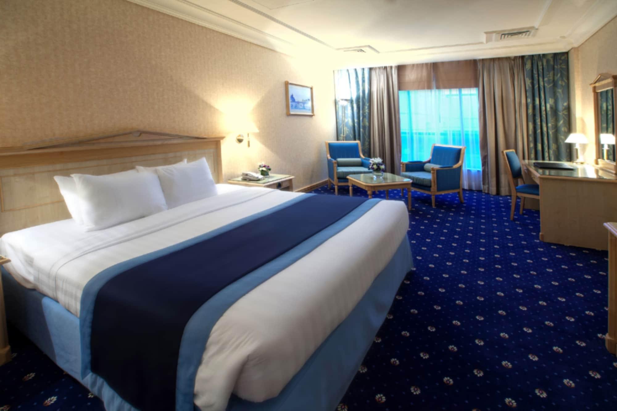 Capitol Hotel 4*