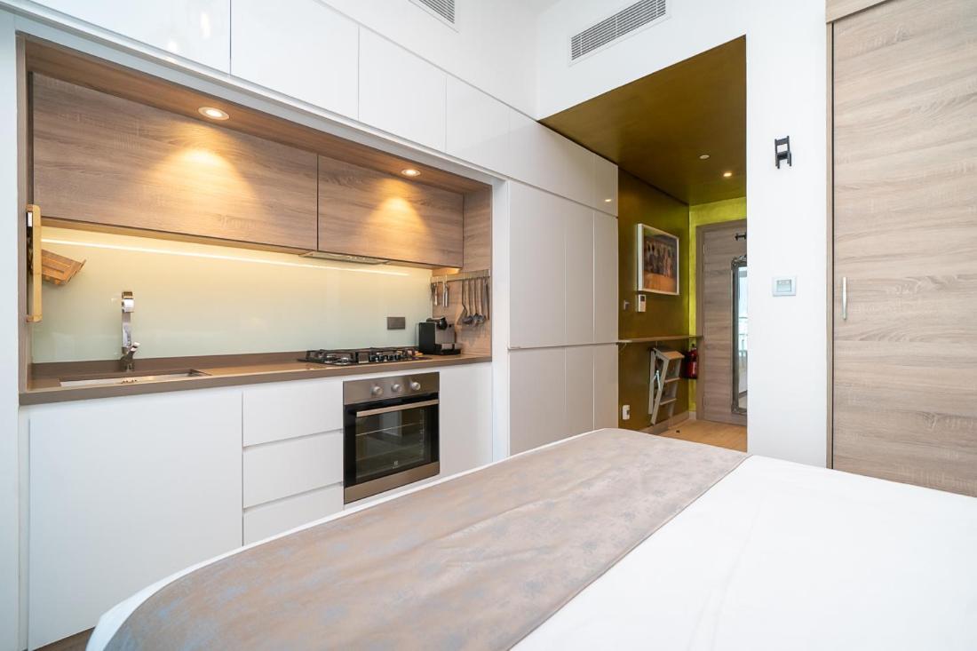 Apartment Higuests - Designer In Marina With Amazing Views Dubai