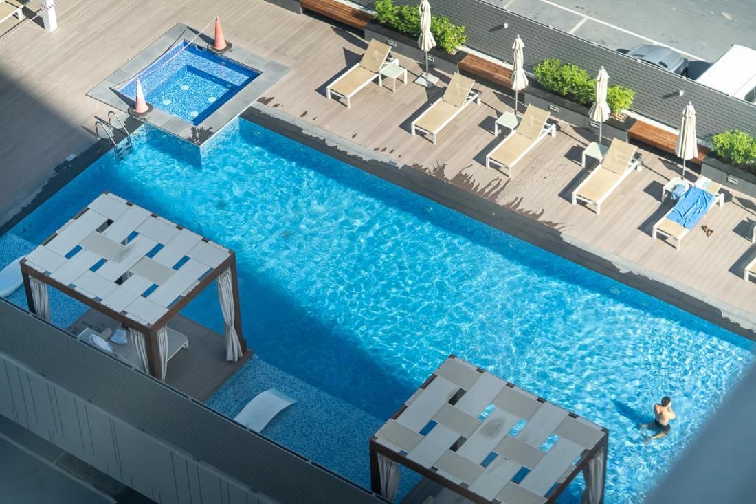 Higuests - Designer In Marina With Amazing Views *